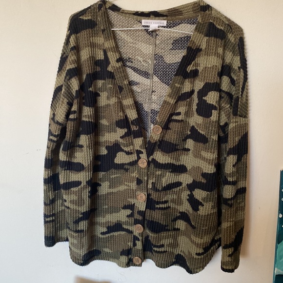 Army button up Cardigan - Picture 2 of 4